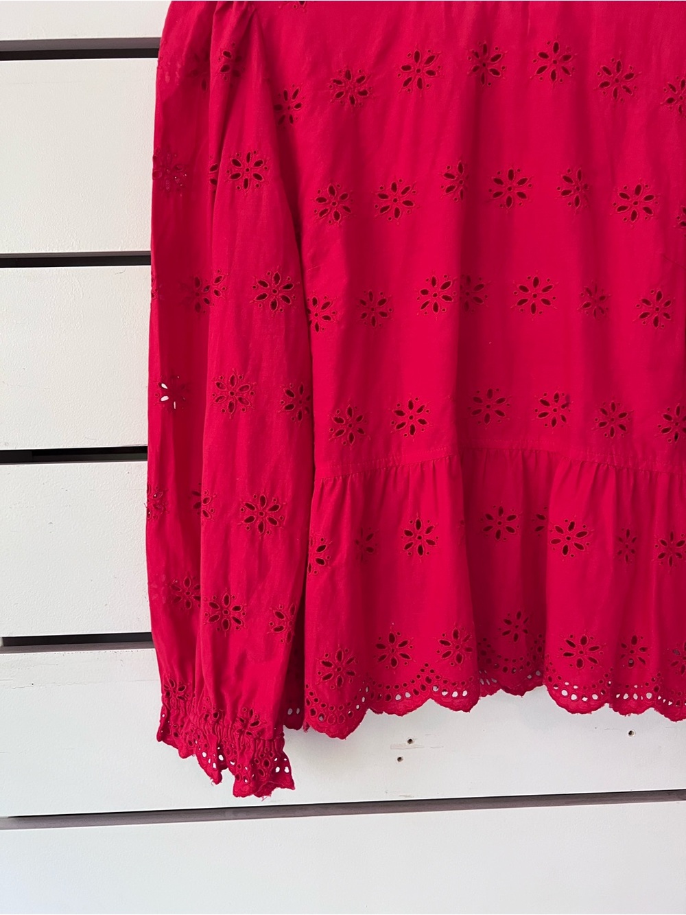Madewell Eyelet Keyhole Peplum Top - Picture 3 of 8